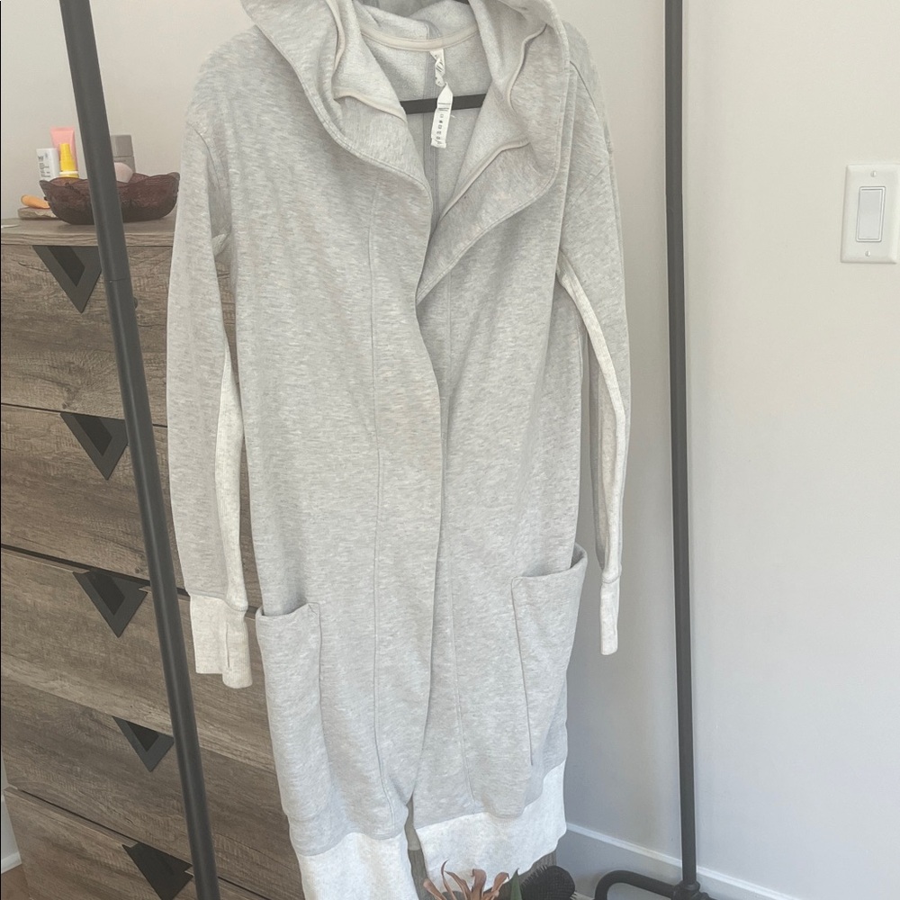Lululemon Athletica Light Gray Hooded Jacket